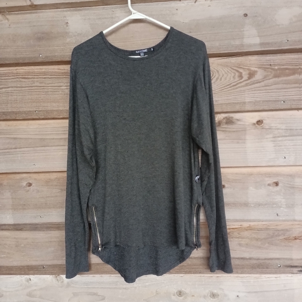 Rustic Dime Hipster Long Body Zipper  Tee
